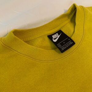 Nike crew neck sweatshirt